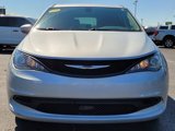 Used 2022 Chrysler Voyager LX image 5
