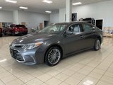 Used 2016 Toyota Avalon Limited image 3