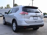 Used 2015 Nissan Rogue SV w/ SV Premium Package image 5