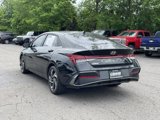 Used 2024 Hyundai Elantra SEL w/ Convenience Package image 5