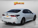 Used 2023 Toyota Camry SE image 4