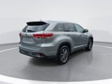 Used 2018 Toyota Highlander XLE image 5
