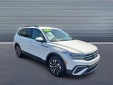 Used 2023 Volkswagen Tiguan S image 2