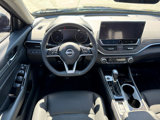 Used 2024 Nissan Altima 2.5 SL image 6
