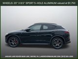 Used 2023 Alfa Romeo Stelvio Ti image 2