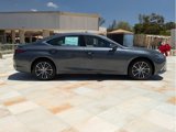 New 2025 Lexus ES 300h w/ Premium Package image 4