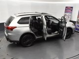 Used 2020 Mitsubishi Outlander LE image 6