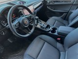 Used 2024 Porsche Macan image 4
