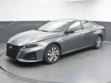 Used 2024 Nissan Altima 2.5 S image 4