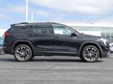Used 2022 GMC Terrain SLT image 2