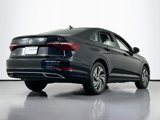 Used 2021 Volkswagen Jetta SEL Premium image 2