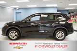 Used 2016 Nissan Rogue SV image 2