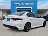 Used 2018 Alfa Romeo Giulia image 5