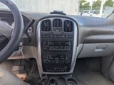 Used 2006 Chrysler Town & Country Touring w/ Leather Interior Group image 3