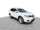 Used 2016 Nissan Rogue SV w/ SV Moonroof Package image 2