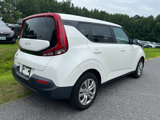 Used 2022 Kia Soul LX image 5