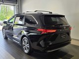 Used 2023 Toyota Sienna Platinum image 3