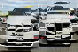 Used 2018 BMW 320i xDrive Sedan w/ Premium Package image 3
