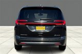Used 2021 Chrysler Pacifica Touring-L image 5