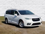 Used 2022 Chrysler Pacifica Touring-L image 1