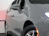 Used 2022 Chrysler Pacifica Touring-L image 3