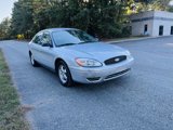 Used 2004 Ford Taurus SE image 4