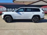 New 2025 Jeep Grand Cherokee L Laredo image 4