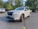 Used 2022 Nissan Pathfinder Platinum w/ Cargo Package image 4