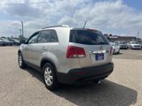 Used 2013 Kia Sorento LX w/ Convenience Pkg image 5