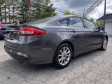 Used 2017 Ford Fusion SE w/ Fusion SE Technology Package image 5