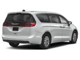 Certified 2023 Chrysler Pacifica Touring-L image 3