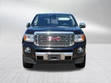 Used 2018 GMC Canyon Denali image 2