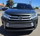 Used 2019 Toyota Highlander FWD V6 image 2