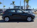 New 2025 Nissan Kicks Play S image 4