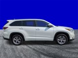 Used 2015 Toyota Highlander XLE image 3