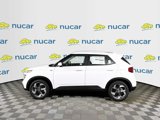 New 2025 Hyundai Venue SEL image 4