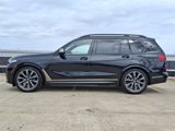 Used 2022 BMW X7 M50i w/ Executive Package image 2