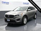 Used 2017 Kia Sorento LX image 3