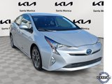 Used 2016 Toyota Prius Three Touring image 3