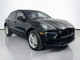 Certified 2024 Porsche Macan image 3