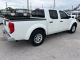 Used 2019 Nissan Frontier SV image 3