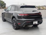 Certified 2024 Porsche Macan image 3