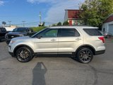 Used 2019 Ford Explorer XLT w/ Equipment Group 202A image 4