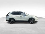 Used 2019 Nissan Rogue SL image 2