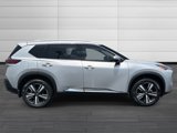 Used 2023 Nissan Rogue SL w/ SL Premium Package image 3