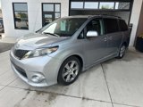 Used 2013 Toyota Sienna SE image 3