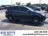 Used 2017 Toyota RAV4 SE image 3