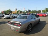 Used 2016 Dodge Challenger SXT image 5
