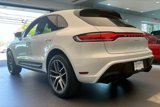 Certified 2025 Porsche Macan image 3