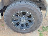 Used 2018 Nissan Titan SV w/ SV Convenience Package image 5